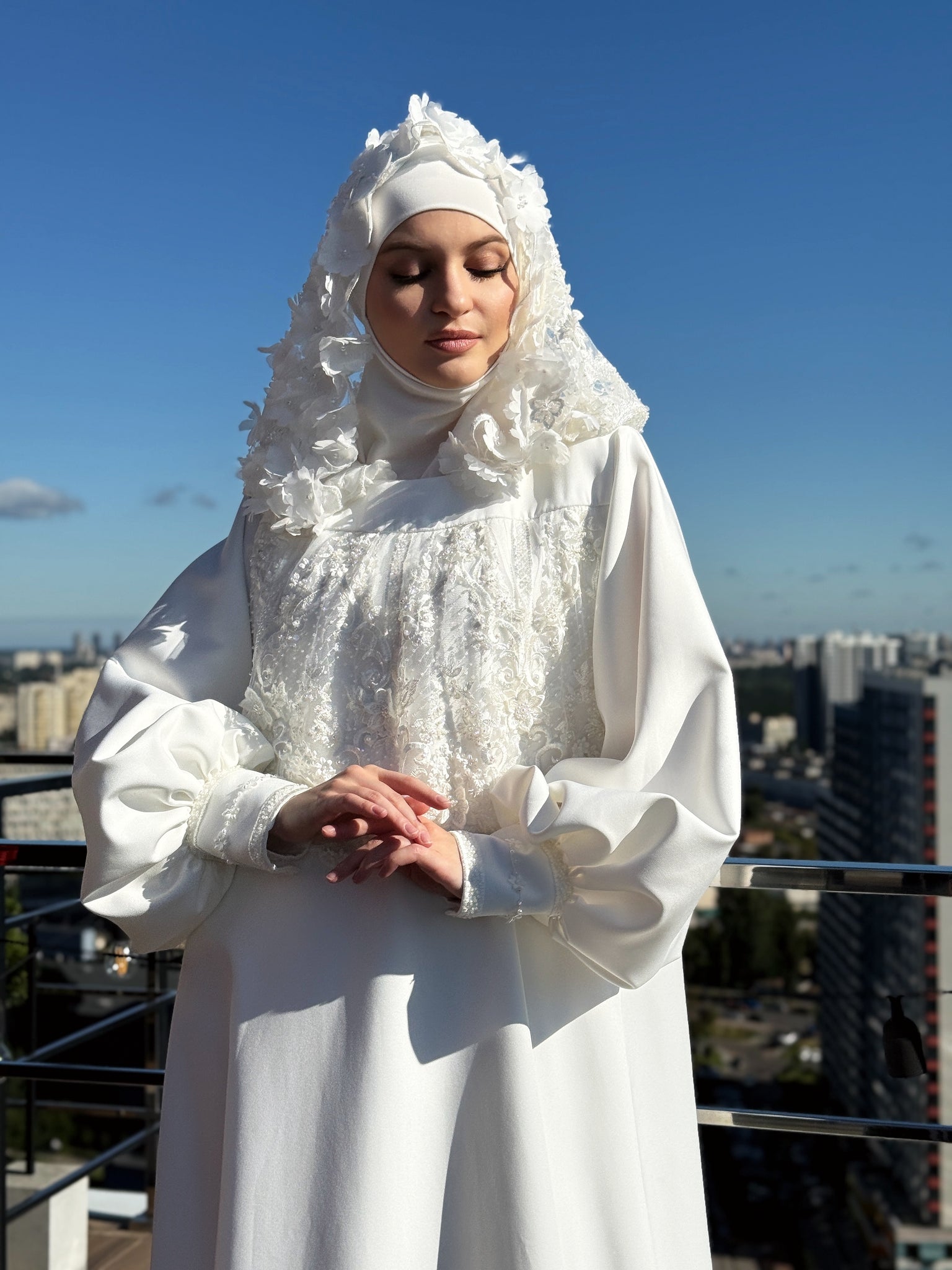 Elegant Islamic Wedding Dress with Lace Hood – ScarfTurbanHijab Elegant Islamic Wedding Dress with Lace Hood – ScarfTurbanHijab