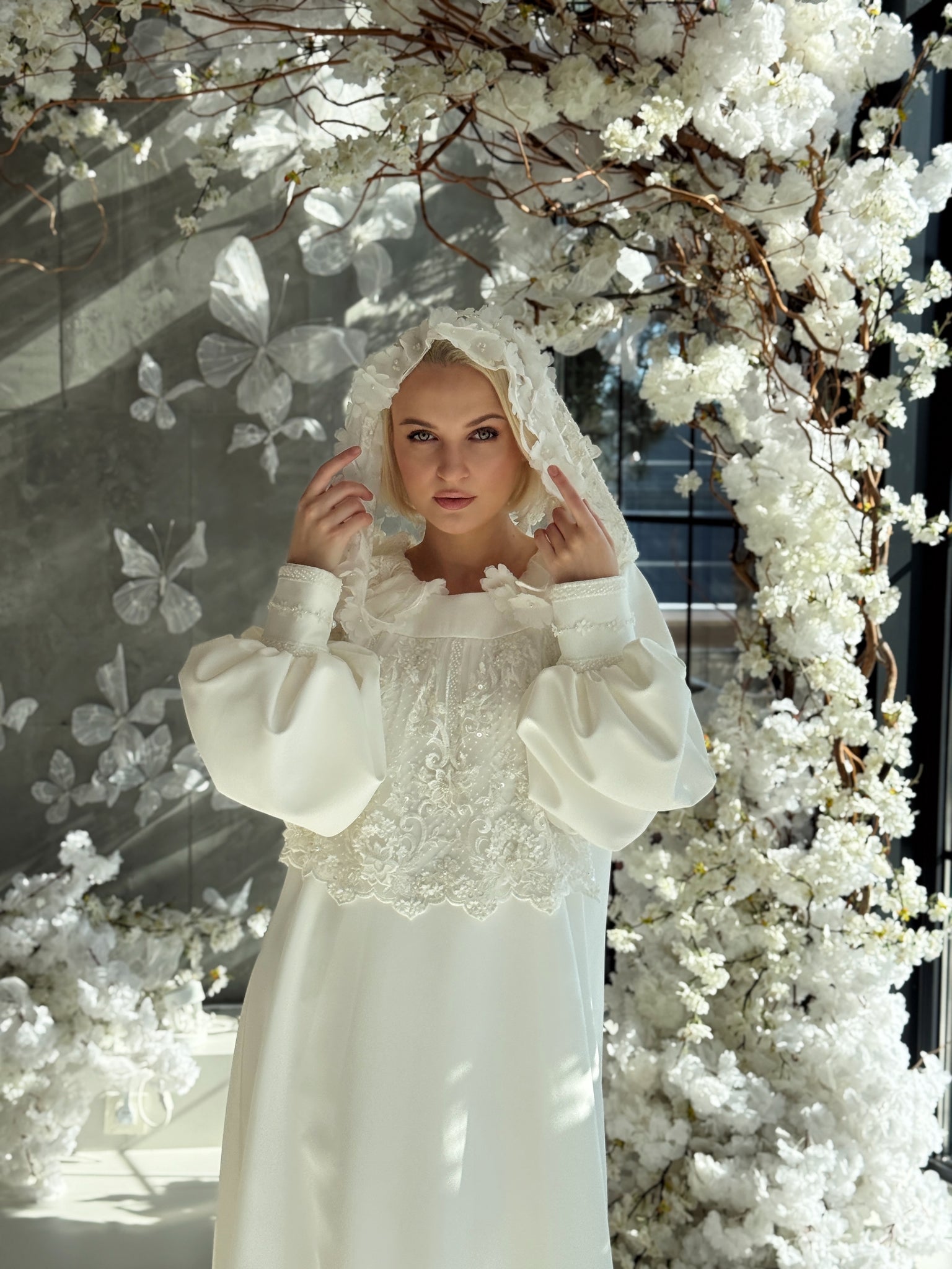 Elegant Islamic Wedding Dress with Lace Hood ScarfTurbanHijab Elegant Islamic Wedding Dress with Lace Hood ScarfTurbanHijab