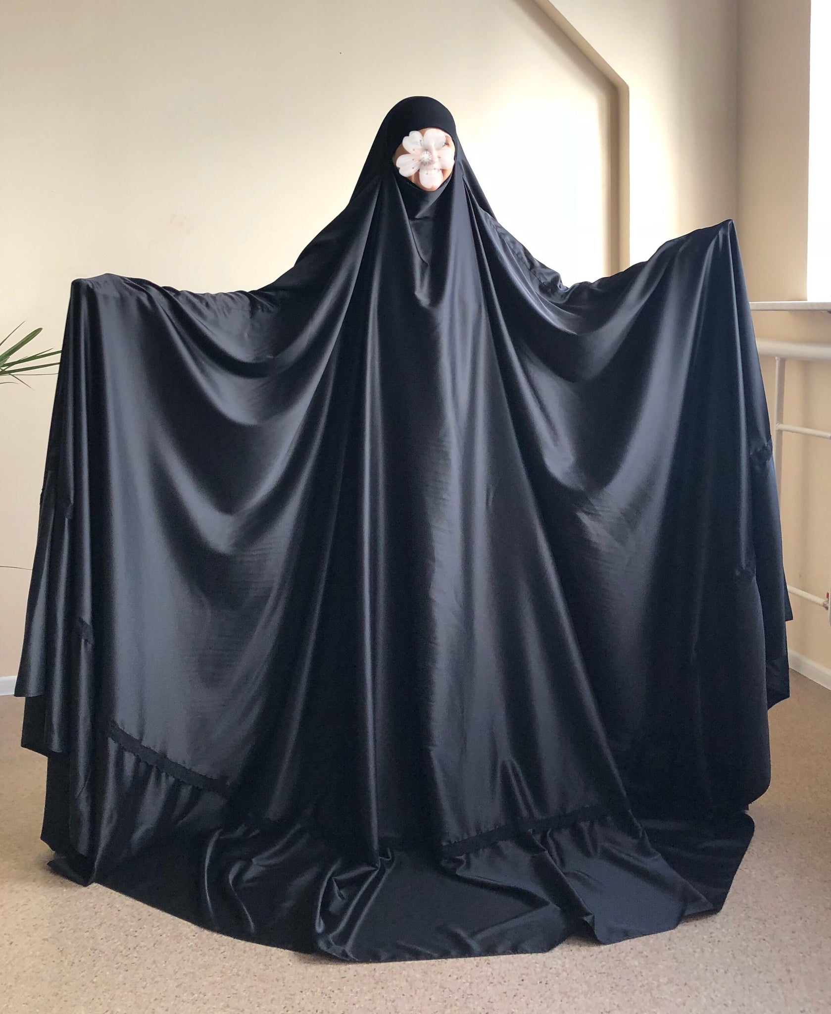 Black long burqa, Muslim noir niqab , islamic hijab , hajjie clothing