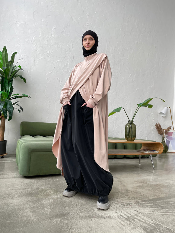 Elegant modest tunic suitable for breastfeeding made of cotton jersey