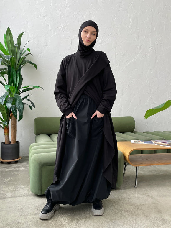 Elegant black  modest tunic suitable for breastfeeding made of cotton jersey