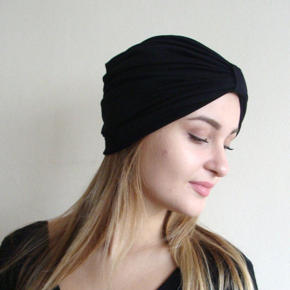 Women's black vintage style turban