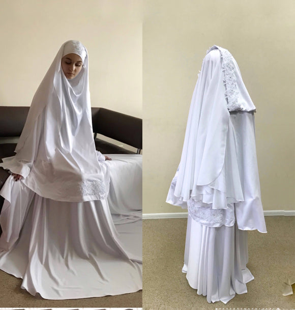 Elegant Muslim wedding suit with veil and lace decoration