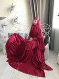 Elegant burgundy jilbab suit with lace decoratoin