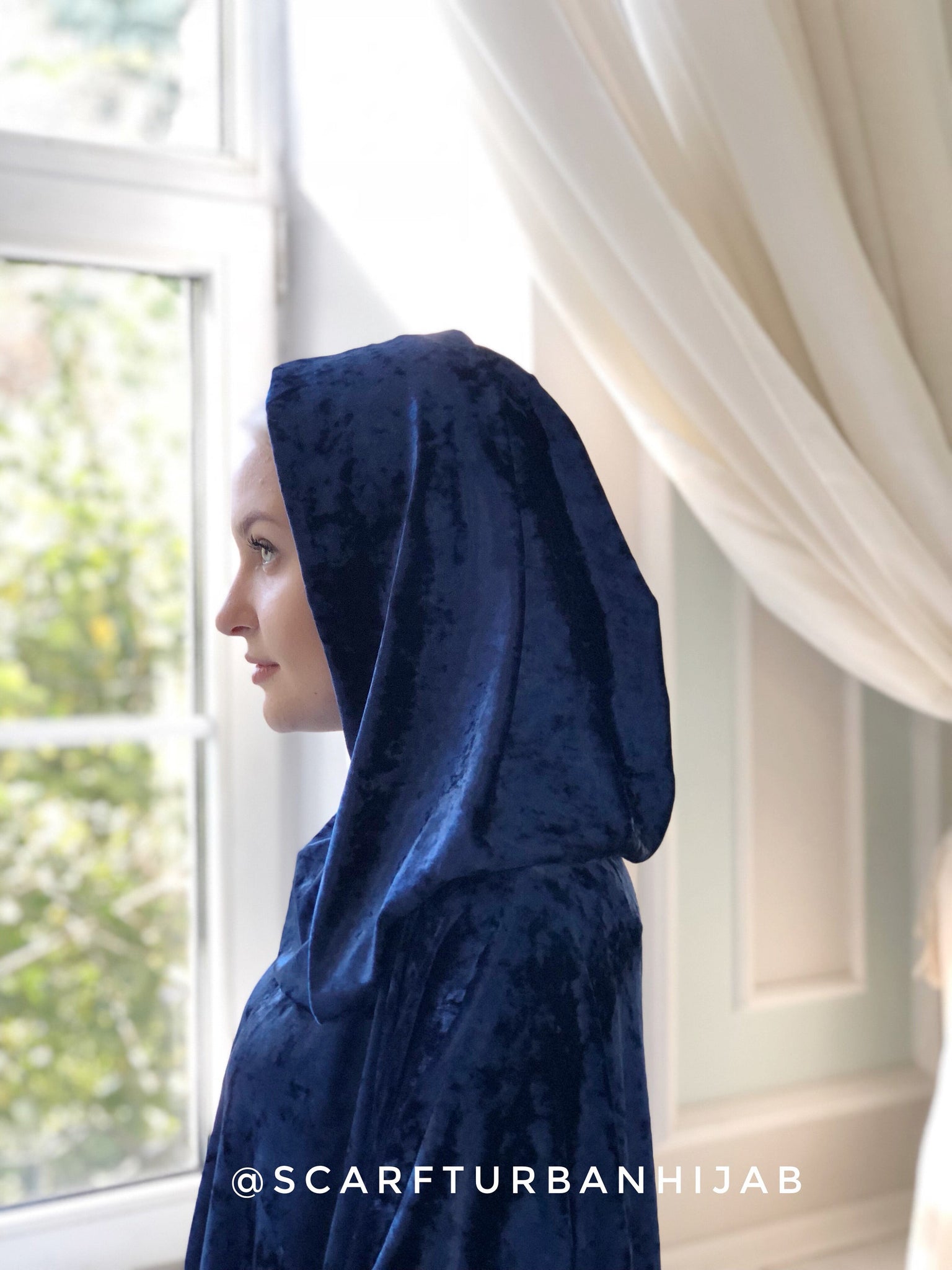 Navy blue velvet fee size maxi dress with hood ScarfTurbanHijab Navy blue velvet fee size maxi dress with hood ScarfTurbanHijab