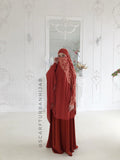 Transformer terracotta khimar with lace print