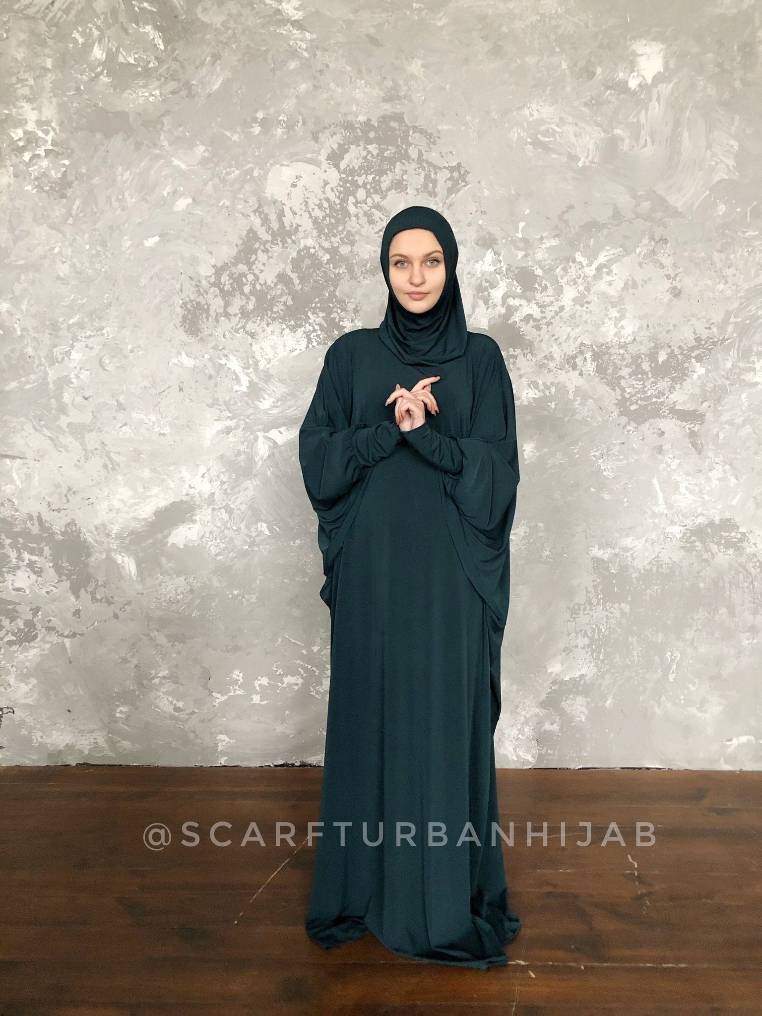 Emerald Green dress free size with attached hijab ScarfTurbanHijab Emerald Green dress free size with attached hijab ScarfTurbanHijab