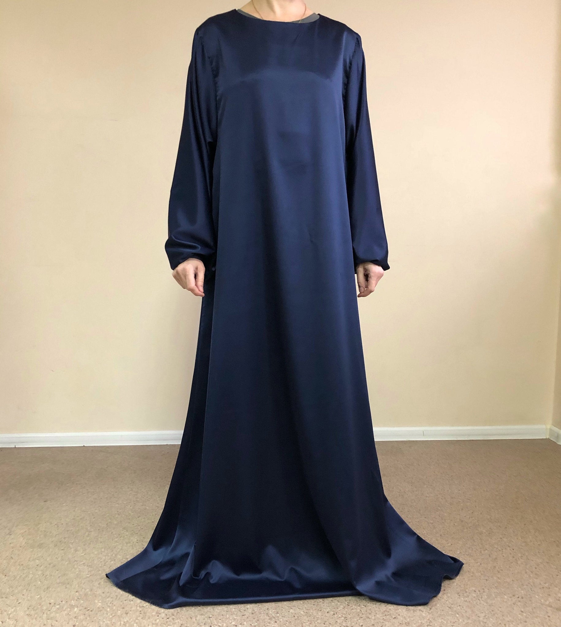 Wholesale Hijab Women Modest Muslim Islamic Clothing Longsleeve Silk Ladies  Fashion Wear Dresses Factory - China Abaya and Women Modest Clothing price  | Made-in-China.com